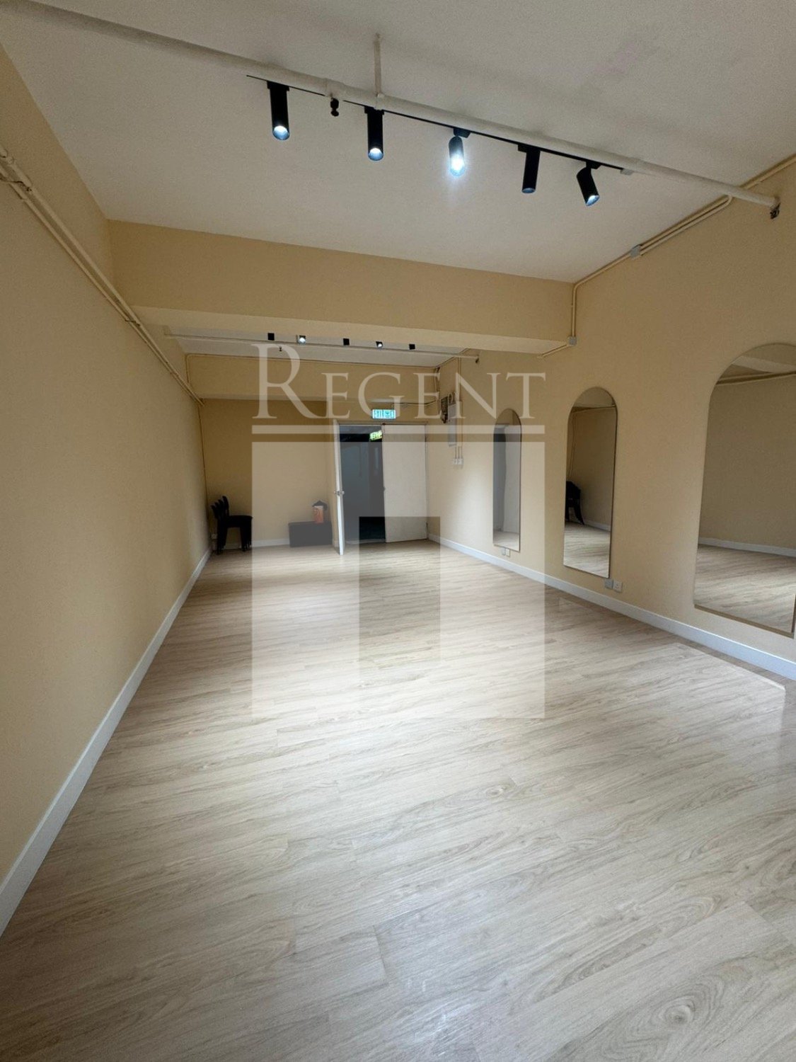 Hoi Luen Industrial Centre Block A (開聯工業中心 A座)